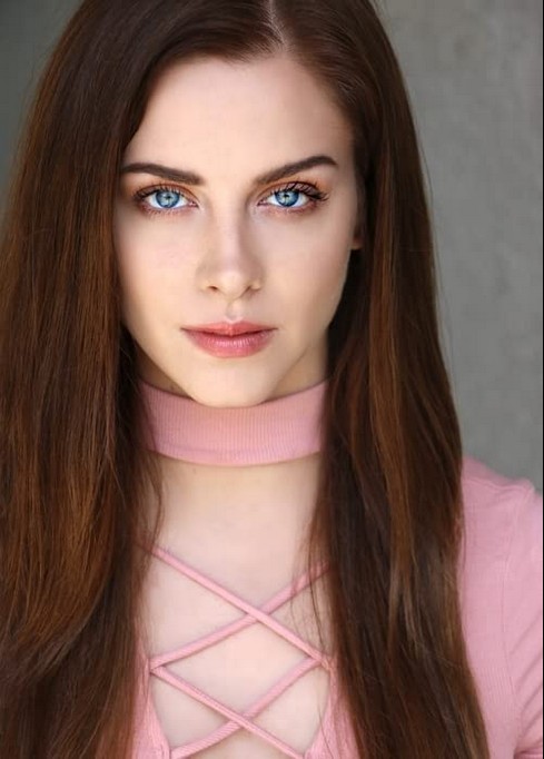 Taylor  Kalupa  Fotoğrafı