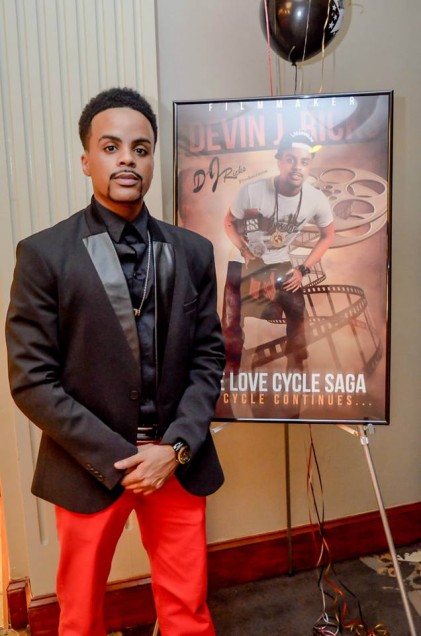 Devin J.  Ricks Fotoğrafı