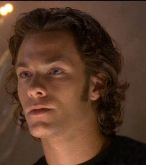 Kyle Schmid Fotoğrafları 5