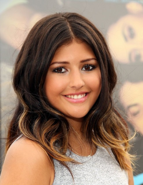 Jasmine Sky  Sarin Fotoğrafı