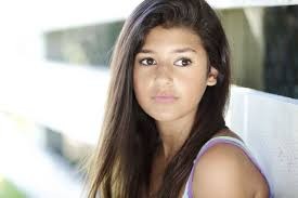 Jasmine Sky  Sarin Fotoğrafı