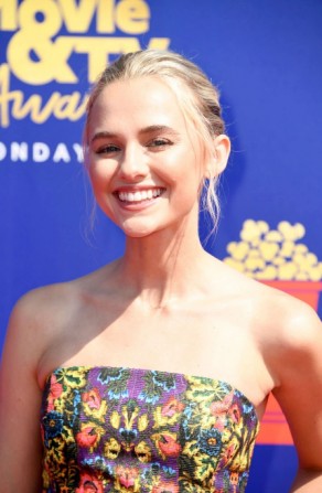 Madison Iseman Fotoğrafı