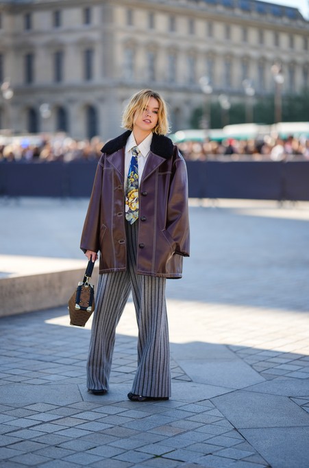 Milly Alcock Fotoğrafı