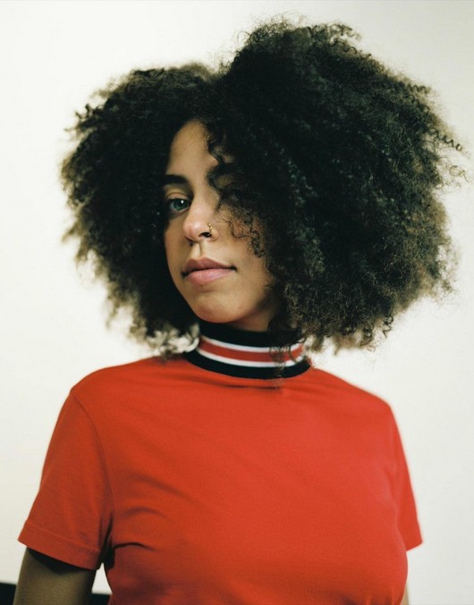 Hayley Law Fotoğrafları 11