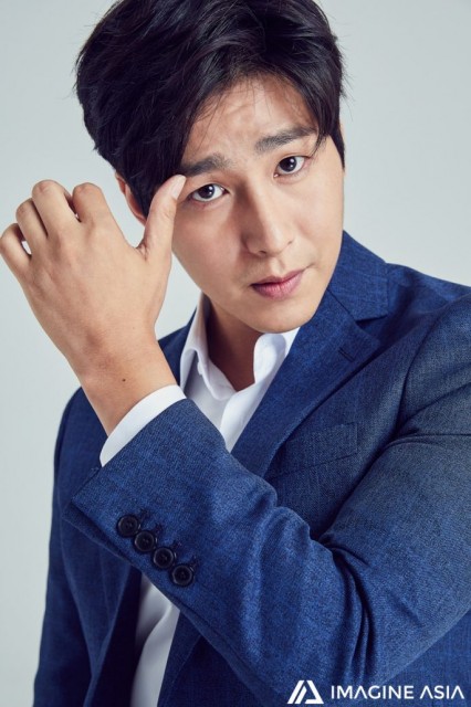 Yoo Gun-Woo Fotoğrafı