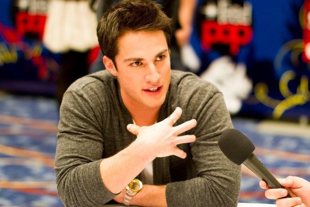 Michael Trevino Fotoğrafları 63