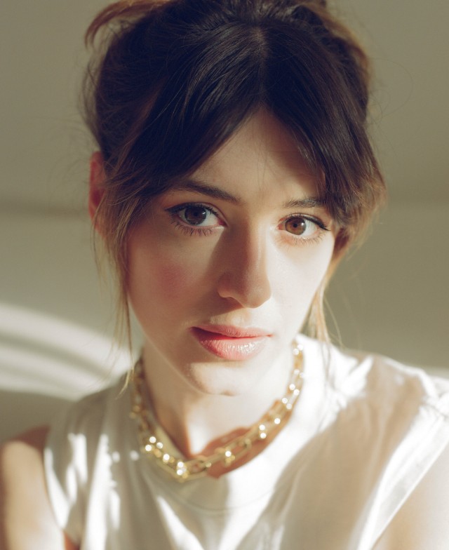 Daisy Edgar-Jones Fotoğrafı