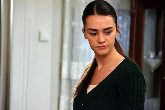 Hande Soral Fotoğrafı