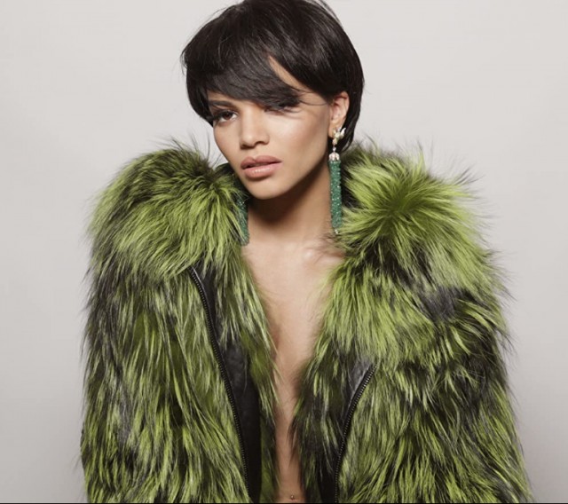 Leslie Grace Fotoğrafı