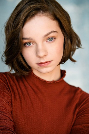 Emma Myers Fotoğrafı