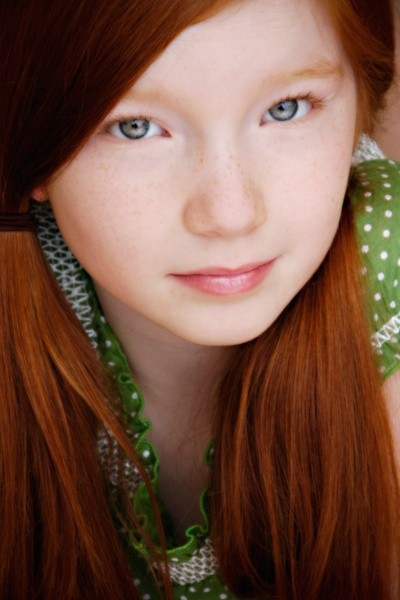 Annalise Basso Fotoğrafları 1