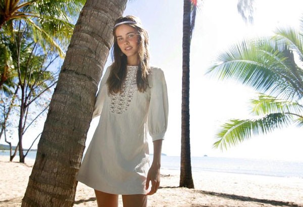 Isabel Lucas Fotoğrafı