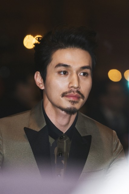 Lee Dong-Wook Fotoğrafı