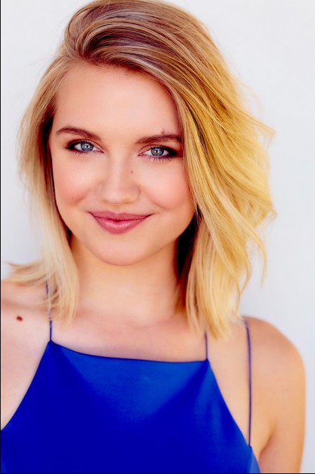 Sara Ball Fotoğrafı