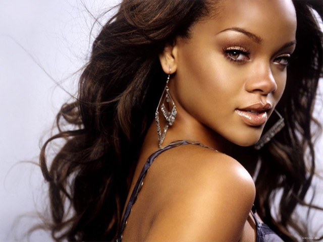 Rihanna Fotoğrafları 468