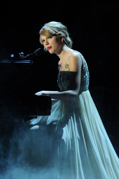 Taylor Swift Fotoğrafları 1051