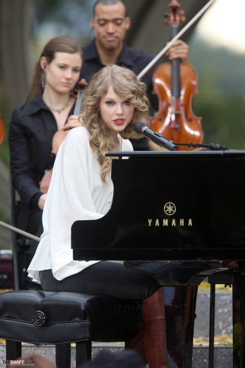 Taylor Swift Fotoğrafları 1396