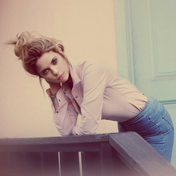 Ashley Benson Fotoğrafı