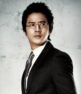 Jeong Jun-ho Fotoğrafı