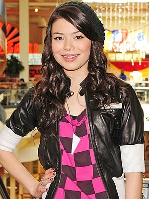 Miranda Cosgrove Fotoğrafları 35