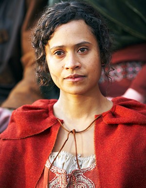 Angel Coulby Fotoğrafları 2