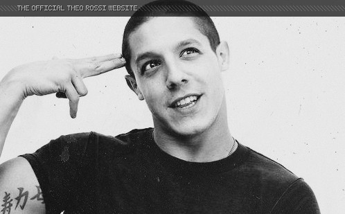 Theo Rossi Fotoğrafları 1