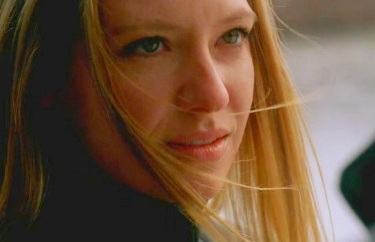 Olivia Dunham fotoğrafı