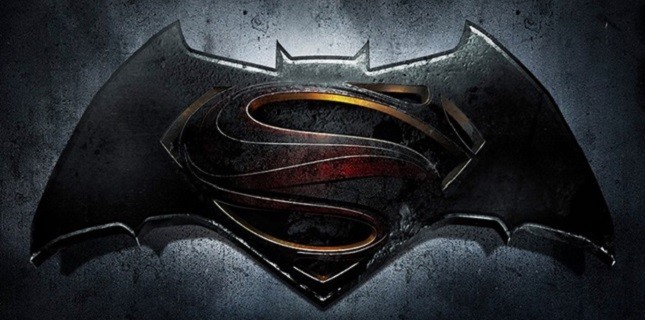 Batman vs Superman Filminin İsmi Açıklandı