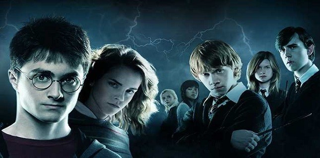 Harry Potter Tiyatro Sahnesine Taşınıyor Harry Potter Tiyatro Sahnesine Taşınıyor