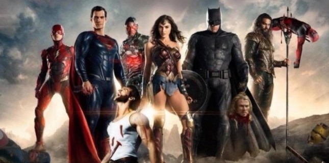 Justice League’in Çin afişlerinde şok Marvel göndermesi