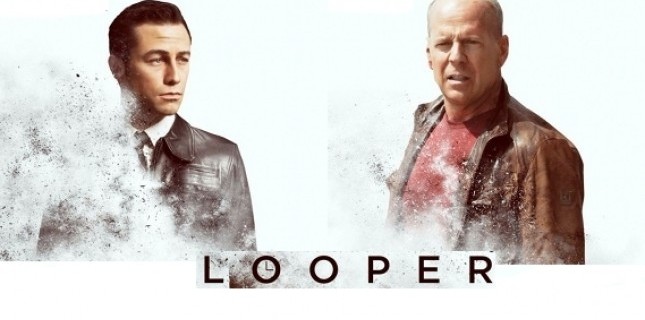 Toronto Film Festivali’nin açılış filmi Looper, aylar süren bekleyişin hakkını veriyor. Toronto Film Festivali’nin açılış filmi Looper, aylar süren bekleyişin hakkını veriyor.
