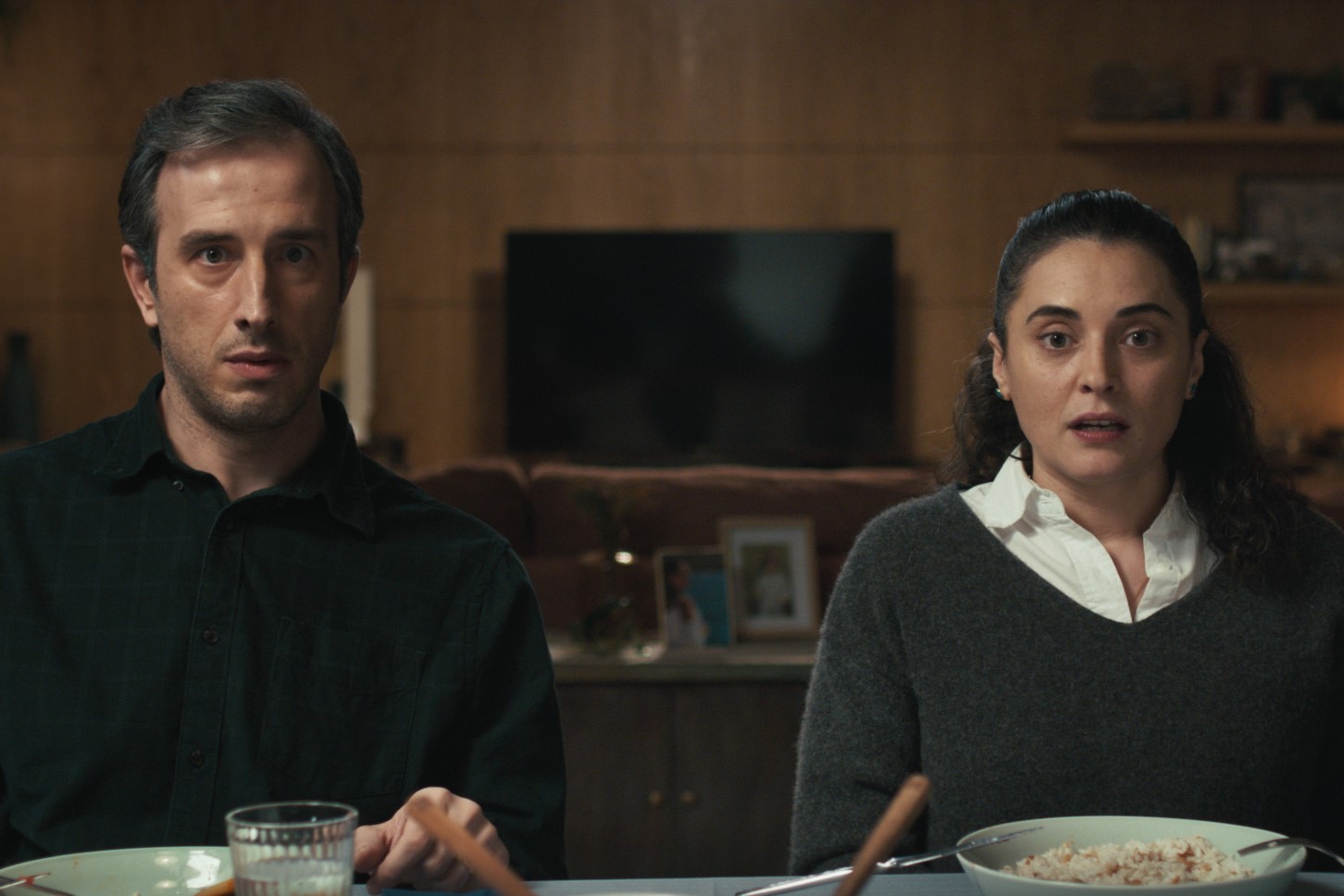 Kuvvetli Bir Alkış