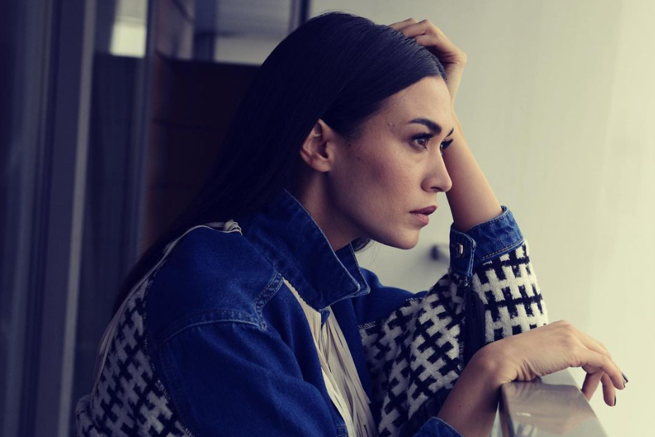 Ecem Özkaya nereden mezun?