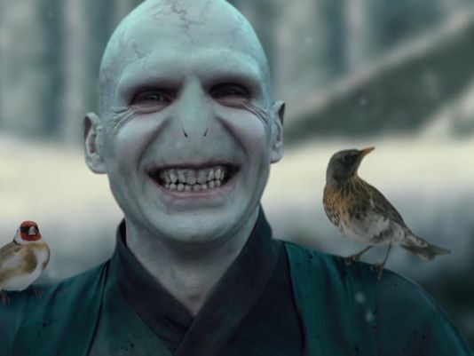 Kim Olduğunu Bilirsin Sen asla aşık olamaz...