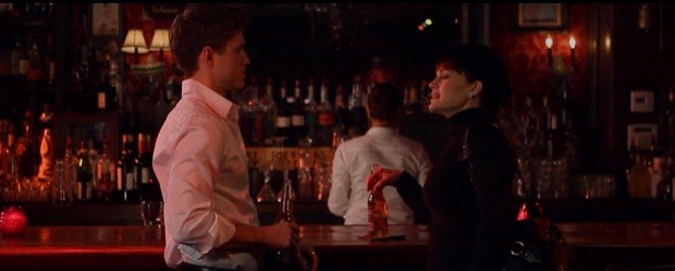 Girl Walks into A Bar Fotoğrafı