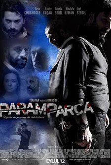 Paramparça (2010) afişi