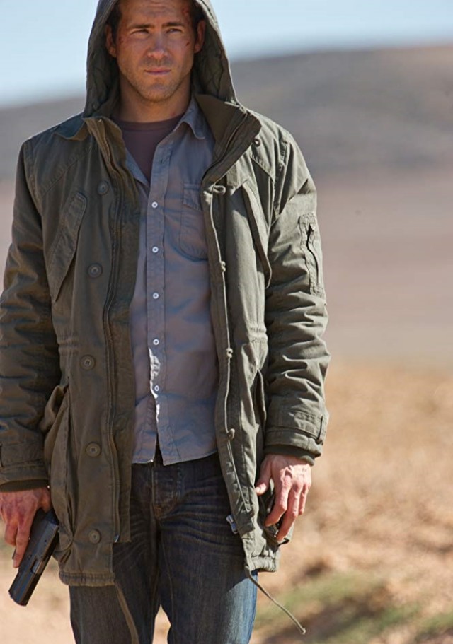 Düşmanı Korurken Fotoğrafı