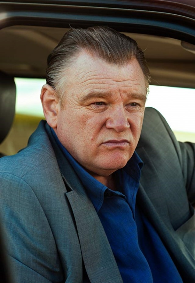 Düşmanı Korurken Fotoğrafı