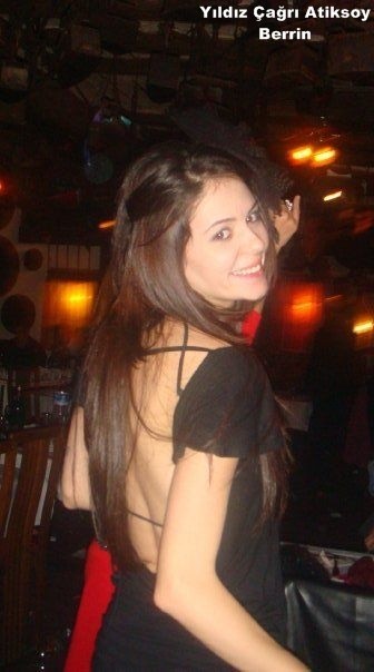 Öyle Bir Geçer Zaman Ki Fotoğrafı