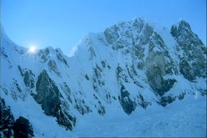 Boşluğa Dokunmak Fotoğrafı