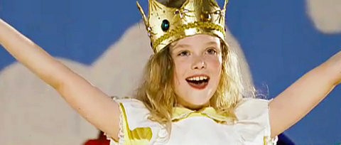 Phoebe Harikalar Diyarında Fotoğrafı