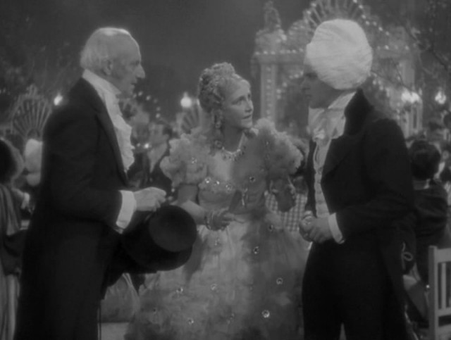 Waltzes From Vienna Fotoğrafı