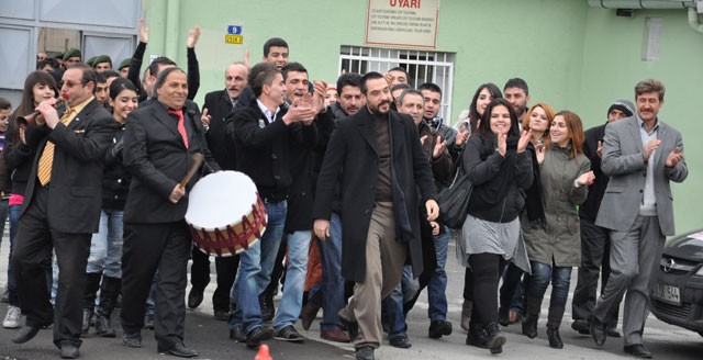 Hop Dedik: Deli Dumrul Fotoğrafı