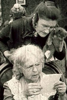 The Topsy Turvy Twins (1917) afişi