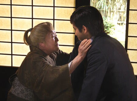 Gakko Wo Tsukuro Fotoğrafı