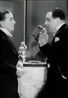 When London Sleeps (1932) afişi