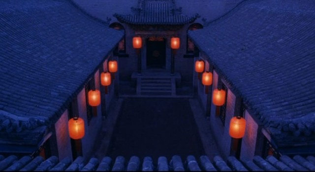 Kırmızı Fenerin Yükselişi fotoğrafı