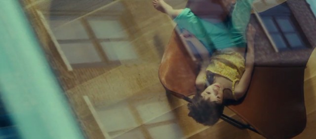 Arada Kalan Fotoğrafı