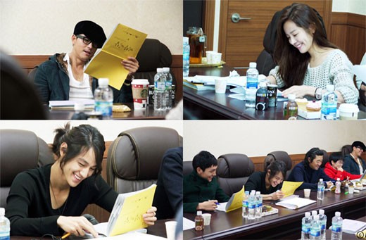 Padam Padam... The Sound of His and Her Heartbeats Fotoğrafı