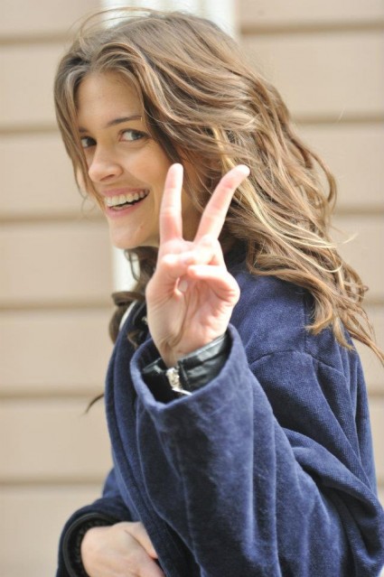 Sen Kimsin? Fotoğrafı